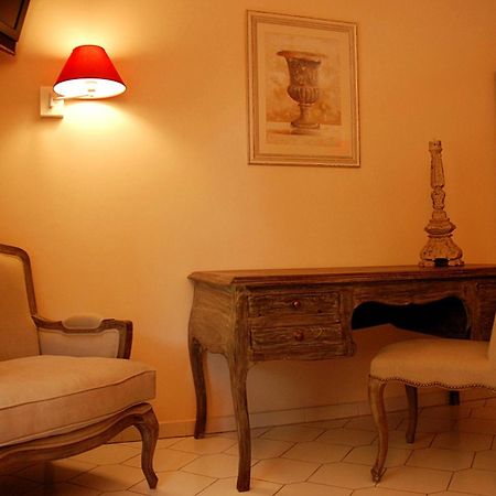 Hotel Les Mazets Des Roches Tarascon Rum bild