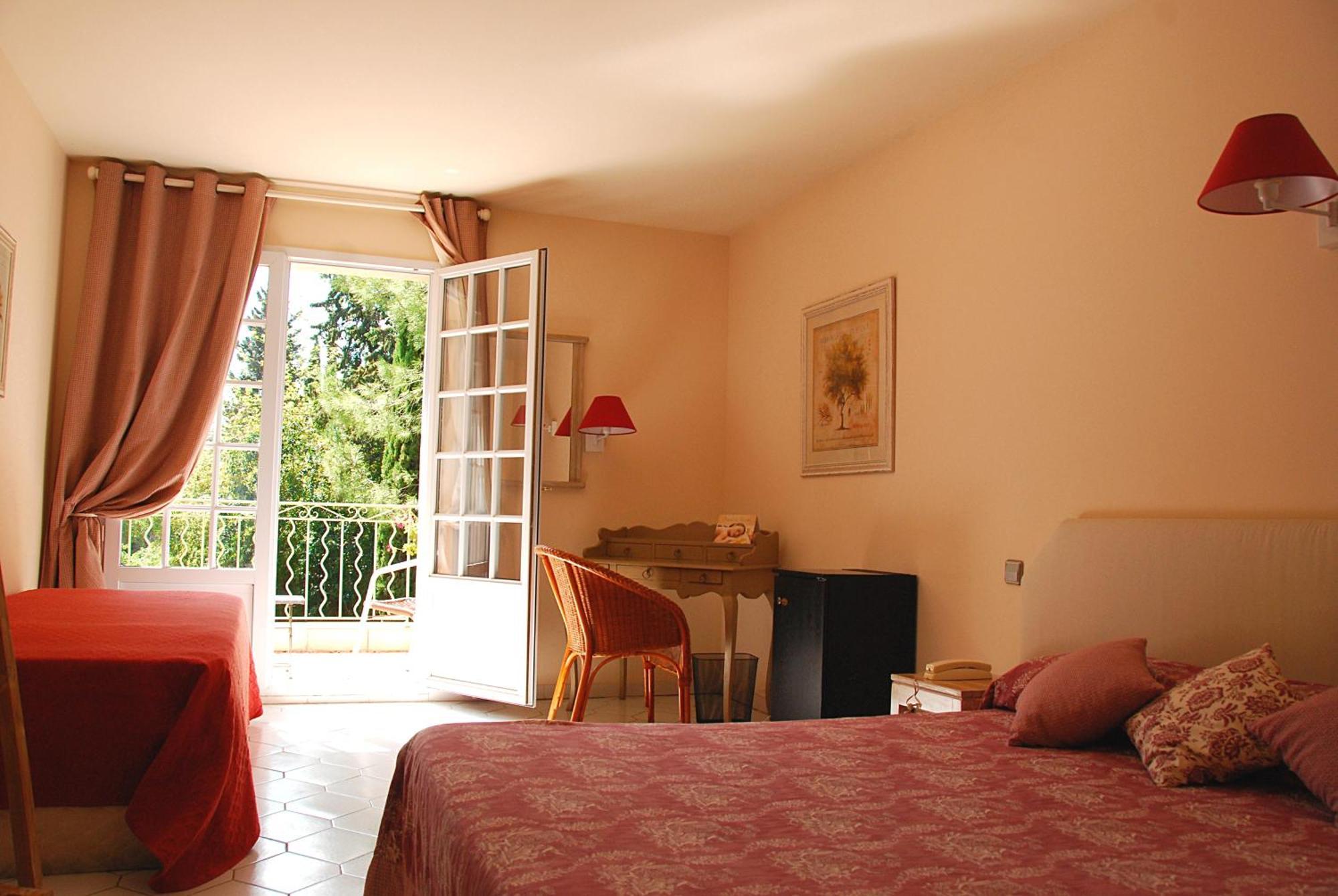 Hotel Les Mazets Des Roches Tarascon Rum bild