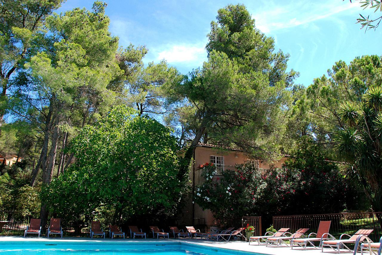 Hotel Les Mazets Des Roches Tarascon Exteriör bild